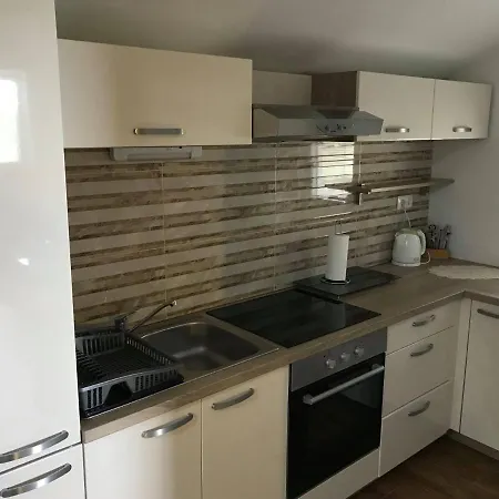 Vinska Klet Sersen * دوبروفنيك